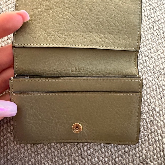 Chloe Olive Leather Wallet with Gold Ring Detail - Picture 3 of 7